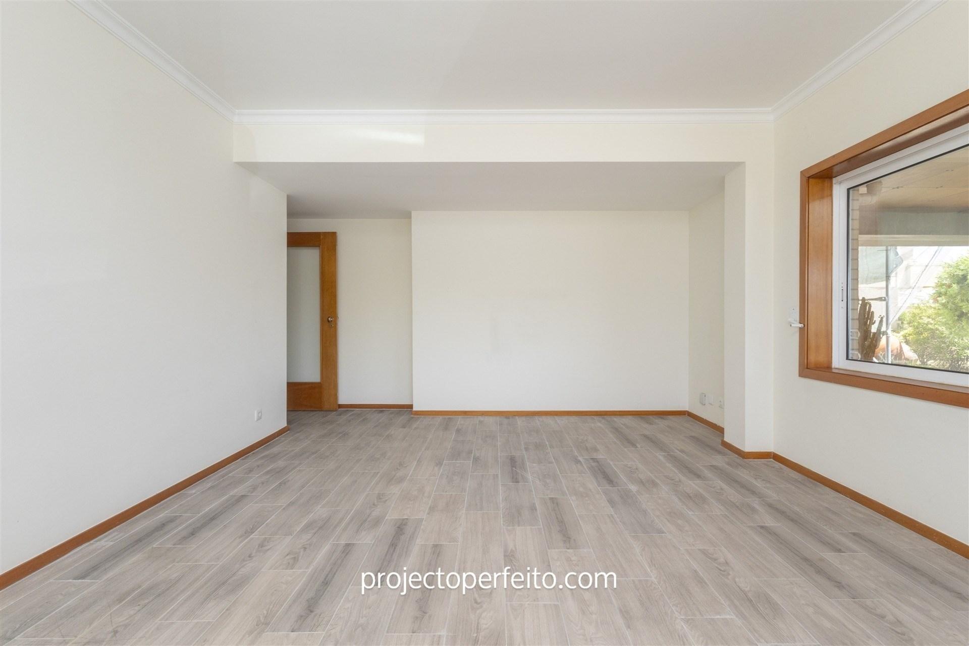 Apartamento T1 Arrendamento em São Félix da Marinha,Vila Nova de Gaia