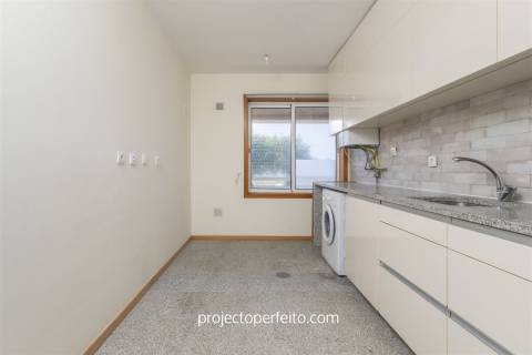 Apartamento T1 Arrendamento em São Félix da Marinha,Vila Nova de Gaia