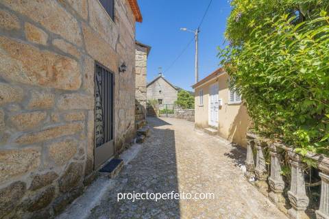 Moradia T2 Venda em Cabreiros e Albergaria da Serra,Arouca