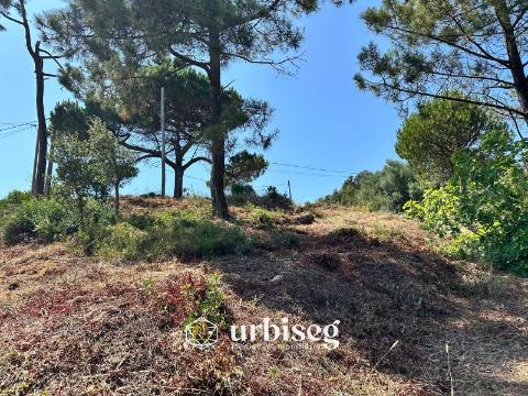 Terreno com Vista Mar em Buarcos | 2200m² na Figueira da Foz