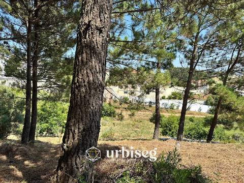 Terreno com Vista Mar em Buarcos | 2200m² na Figueira da Foz