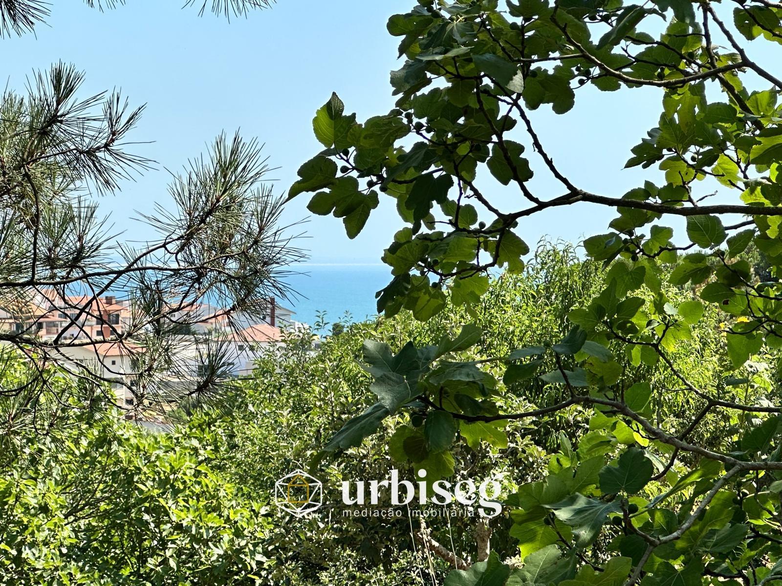 Terreno com Vista Mar em Buarcos | 2200m² na Figueira da Foz