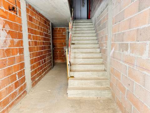 BAIRRO NOVO / CASINO – FIGUEIRA DA FOZ – PENTHOUSE, ÚLTIMO PISO COM VISTA MAR E TERRAÇOS EXCLUSIVOS.