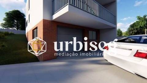 Moradia M4 de Luxo em Construção na Figueira da Foz | 3 Pisos | 292m²