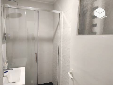 Apartamento T3 na Figueira da Foz com Terraço e Excelente Localização