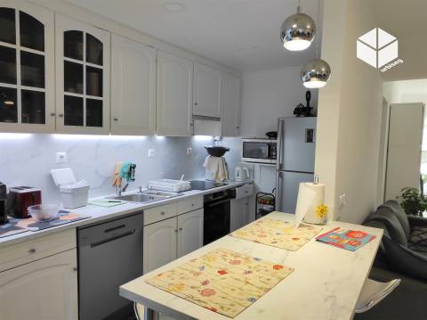 Apartamento T3 na Figueira da Foz com Terraço e Excelente Localização