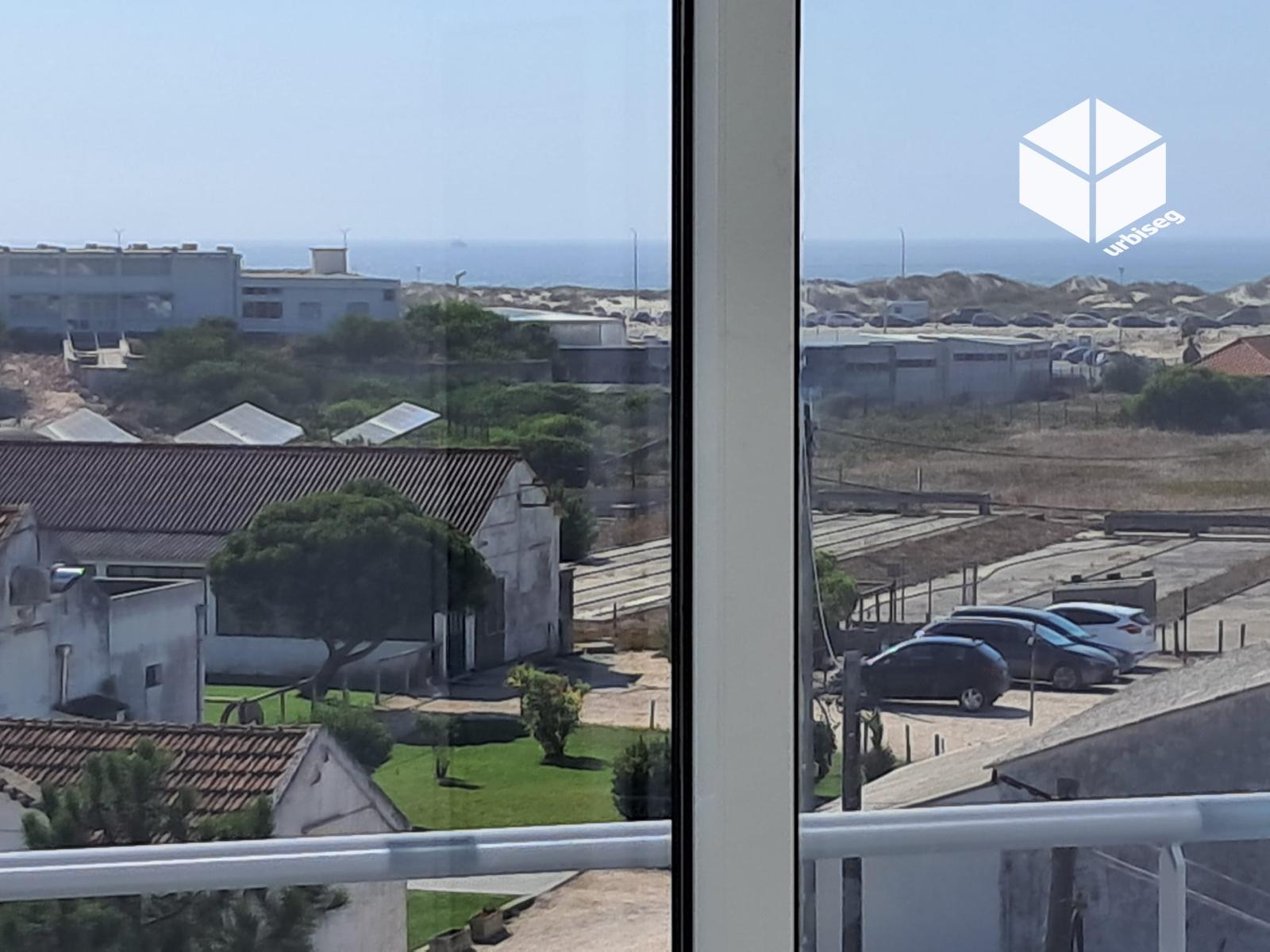 Apartamento T3 Novo na Gala | Rés do Chão com Garagem e Varandas