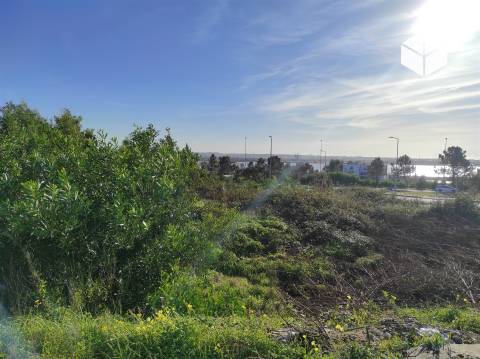 Lote Urbano na Fontela | Terreno para Construção com Vista Mondego