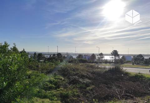 Lote Urbano na Fontela | Terreno para Construção com Vista Mondego