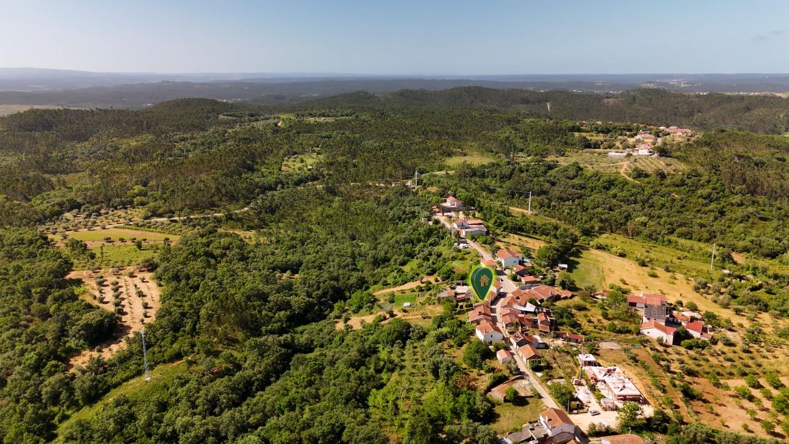 Propriedade para Reabilitação em Gesteira, Soure | Urbiseg Imobiliária