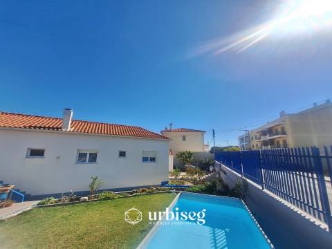 Moradia com Piscina e Anexos T1 na Cova Gala – A 400m da Praia | Figueira da Foz