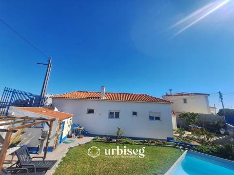 Moradia com Piscina e Anexos T1 na Cova Gala – A 400m da Praia | Figueira da Foz