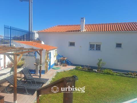 Moradia com Piscina e Anexos T1 na Cova Gala – A 400m da Praia | Figueira da Foz