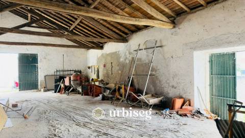 Propriedade com 757 m² para Reconversão entre Campo e Mar – Próximo da Figueira da Foz