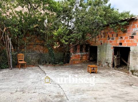 Moradia para Reabilitação em Lavos | Terreno Plano | Figueira da Foz | urbiseg Imobiliária