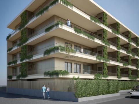T2 com terraço  em empreendimento de luxo na Praia da Rocha, Algarve
