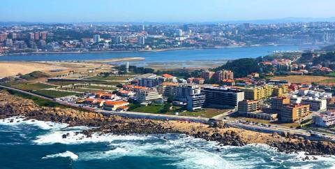 Apartamento T1+1 com varanda em Canidelo, Vila Nova de Gaia