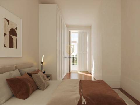 Apartamento T2 duplex com jardim em Cedofeita no centro do Porto