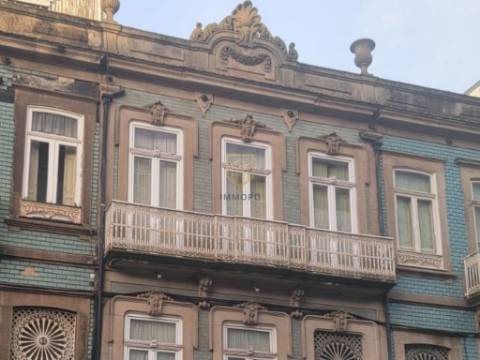 Apartamento T1 com jardim no centro do Porto