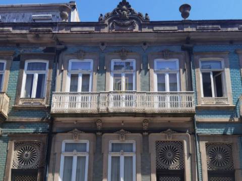 Apartamento T1 com jardim no centro do Porto