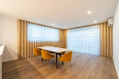 Apartamento T3 Venda em Matosinhos e Leça da Palmeira,Matosinhos