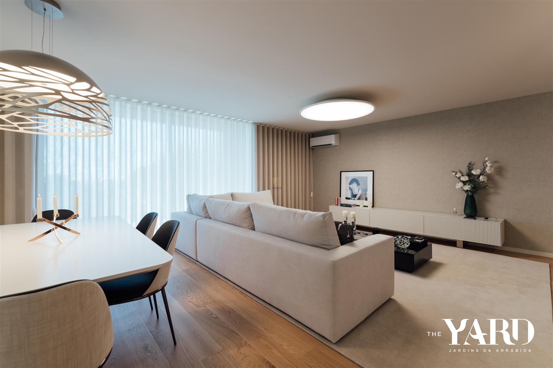 T4 Novo, varanda panorâmica com vistas de Rio e Mar!