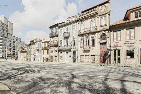Prédio >=T10 Venda em Lordelo do Ouro e Massarelos,Porto