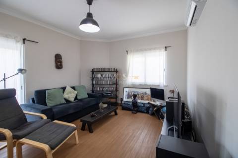 Apartamento T1+1 com Vista Mar à venda em Lagos