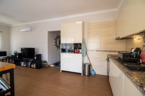 Apartamento T1+1 com Vista Mar à venda em Lagos