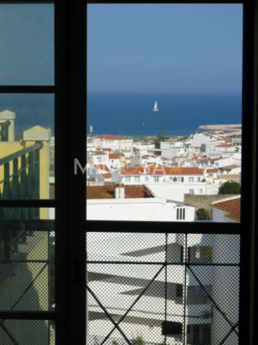 Apartamento T2 completamente mobilado no centro de Lagos