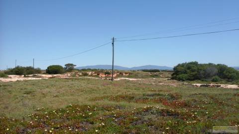 Terreno para construção com Vista Mar a 100 m da Praia – Lagos