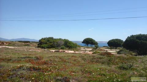 Terreno para construção com Vista Mar a 100 m da Praia – Lagos