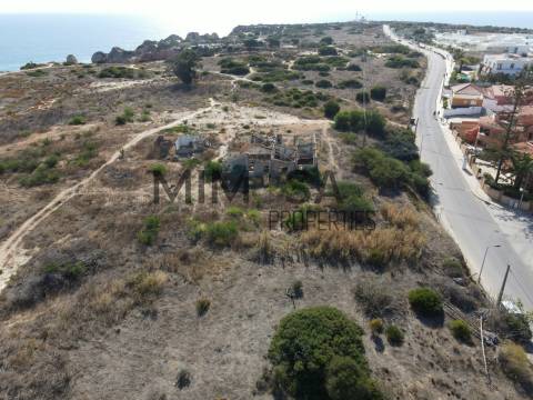 Terreno para construção com Vista Mar a 100 m da Praia – Lagos