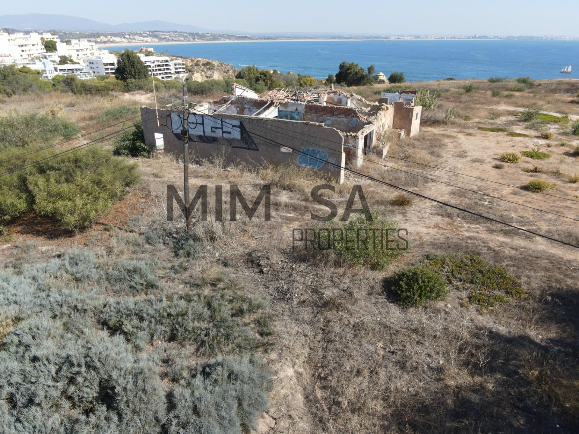 Terreno para construção com Vista Mar a 100 m da Praia – Lagos
