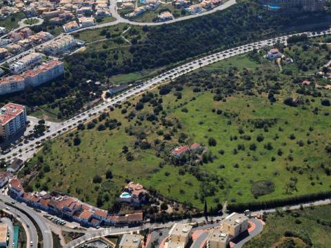 Lotes de terreno para construção de apartamentos em Lagos