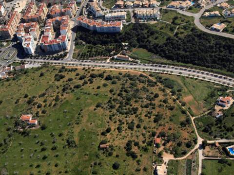 Lotes de terreno para construção de apartamentos em Lagos