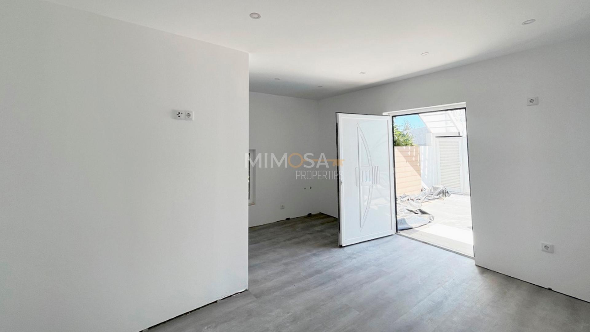 Novo Apartamento T2 com piscina a 500 metros da Praia, Praia da Luz