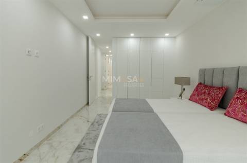 Apartamento T2 com piscina em condominio de Luxo, Lagos