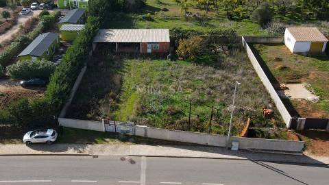Lote de terreno com projeto aprovado – Praia da Luz, Lagos
