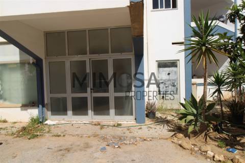 Loja Comercial com Elevado Potencial na Praia da Luz, Lagos