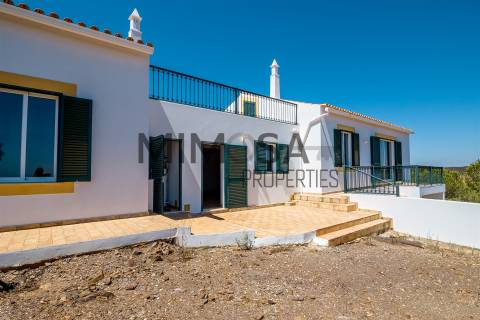 Quinta de Luxo com Vista Mar e Terreno com 100 Ha – Lagos