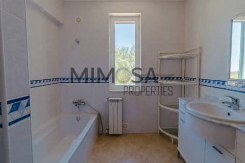 Quinta de Luxo com Vista Mar e Terreno com 100 Ha – Lagos