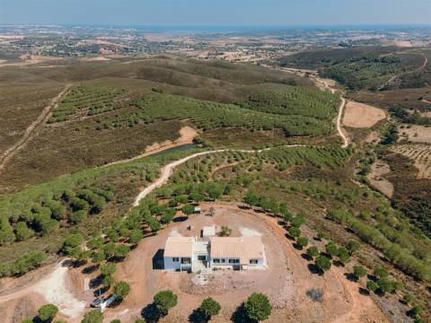 Quinta de Luxo com Vista Mar e Terreno com 100 Ha – Lagos
