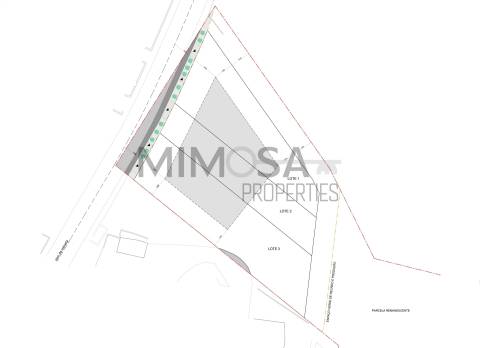 Lotes para construção de 3 moradias geminadas em Ferragudo