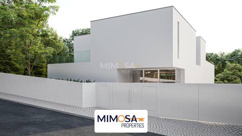 Moradia T4 personabilizável perto da Praia de Porto de Mós, Lagos
