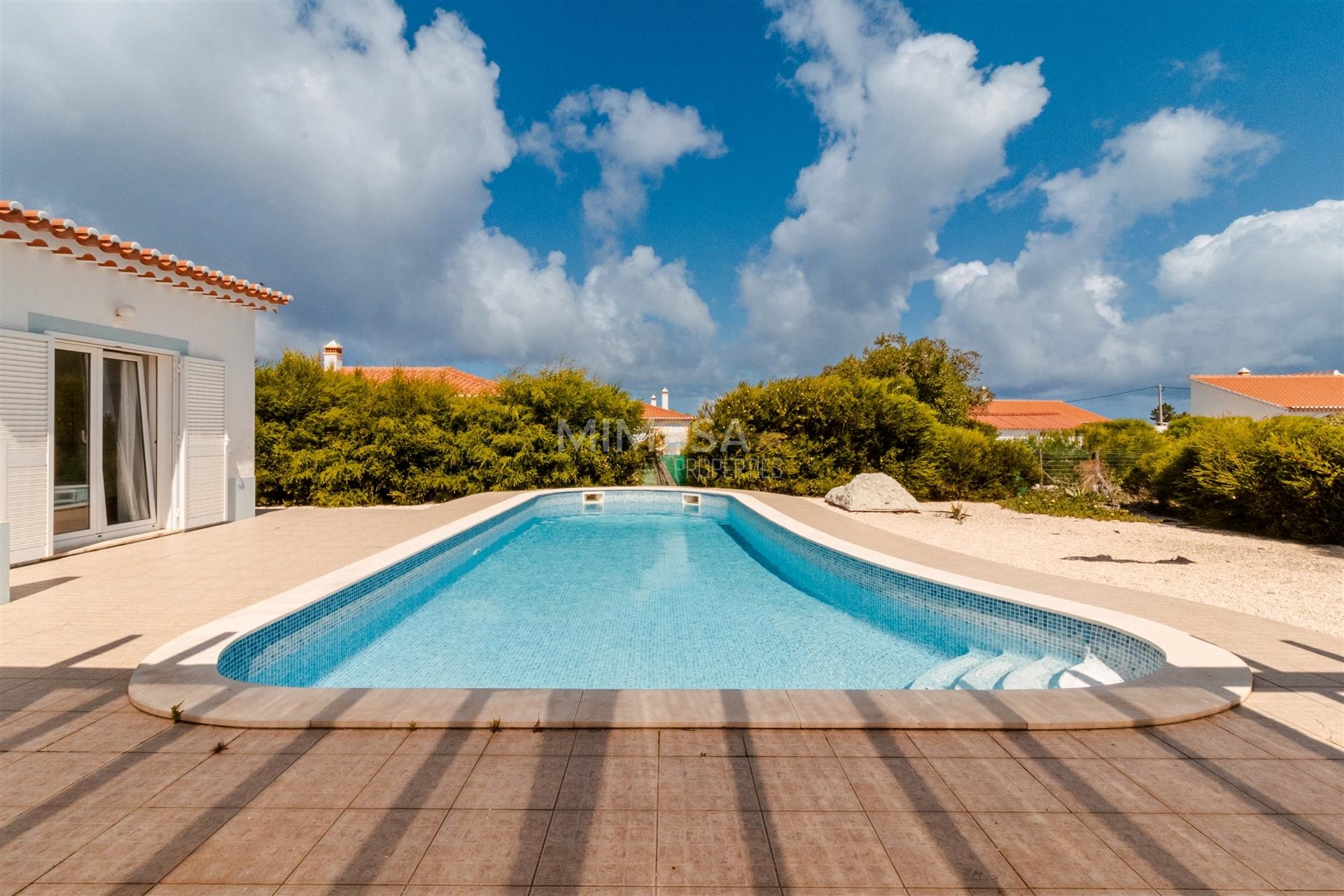 Moradia T4 com Piscina e Vista Mar no Vale da Telha, Aljezur