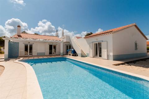 Moradia T4 com Piscina e Vista Mar no Vale da Telha, Aljezur
