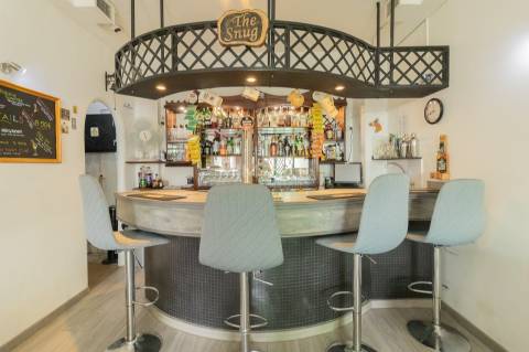 Oportunidade de Negócio – Bar em Funcionamento na Praia da Luz