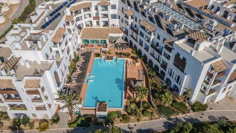 Apartamento de Luxo a 5 Min da Praia de Porto Mós – Lagos