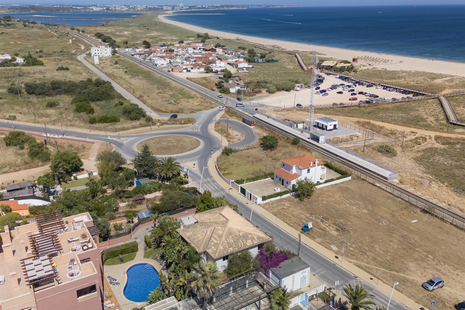 Moradia T5+2 com Vista Mar na Meia Praia, Lagos